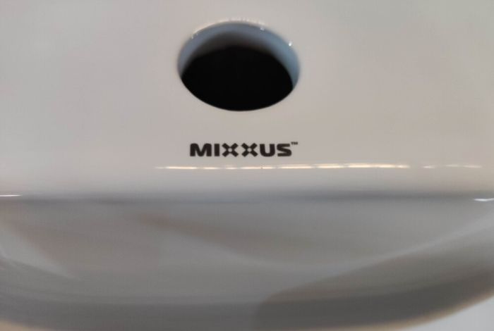 Раковина підвісна Mixxus Premium QUADRO-1201-R 430х265х135mm з отвором під змішувач (MP6504)