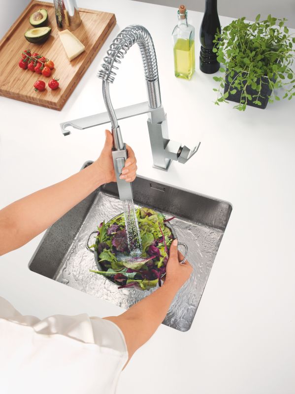 Змішувач для кухні з гнучким виливом Grohe Eurocube (31395DC0)