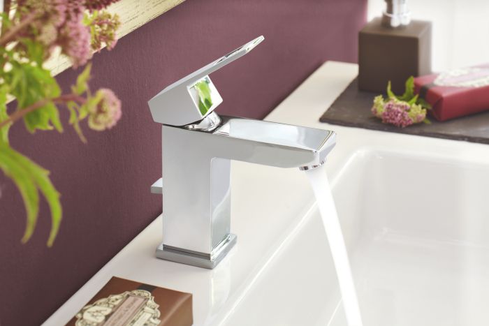 Змішувач для раковини S-розміру Grohe Eurocube (2312700E)