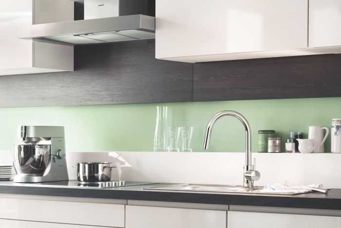 Змішувач для кухні з висувним виливом Grohe Eurosmart Cosmopolitan (31481001)