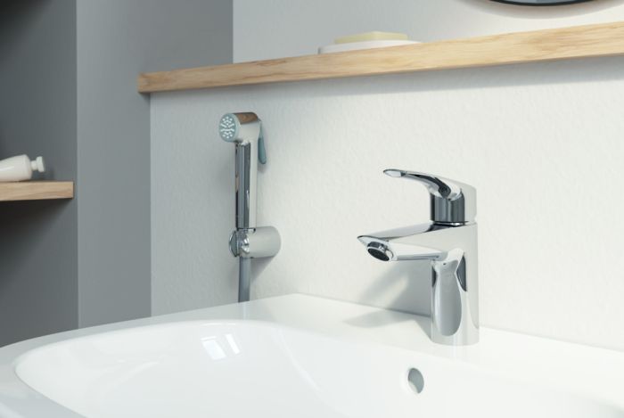 Змішувач для раковини з гігієнічним душем Grohe Eurosmart New (23124003)