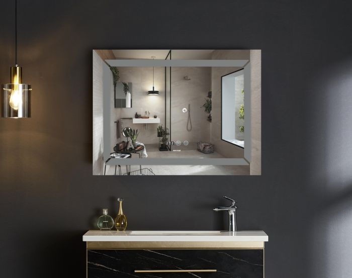 Дзеркало Mixxus LIGHT MR01-70x50 з Led Touch, Anti-fog, димером, регулятором яскравості, годинником (MI6000)