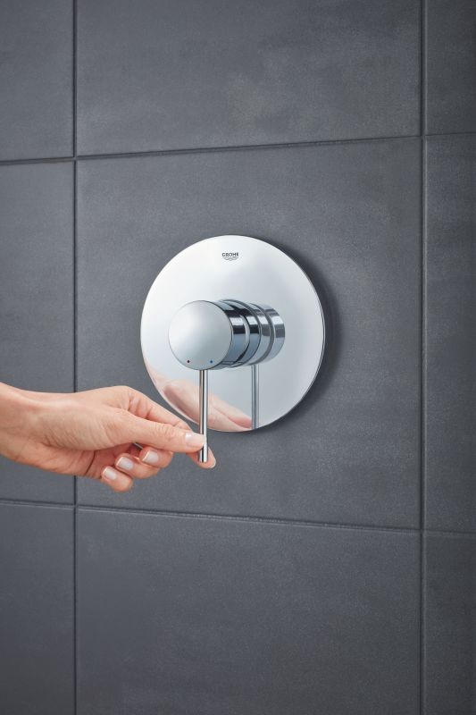 Змішувач прихованого монтажу для 1 споживача Grohe Essence New (24057001)