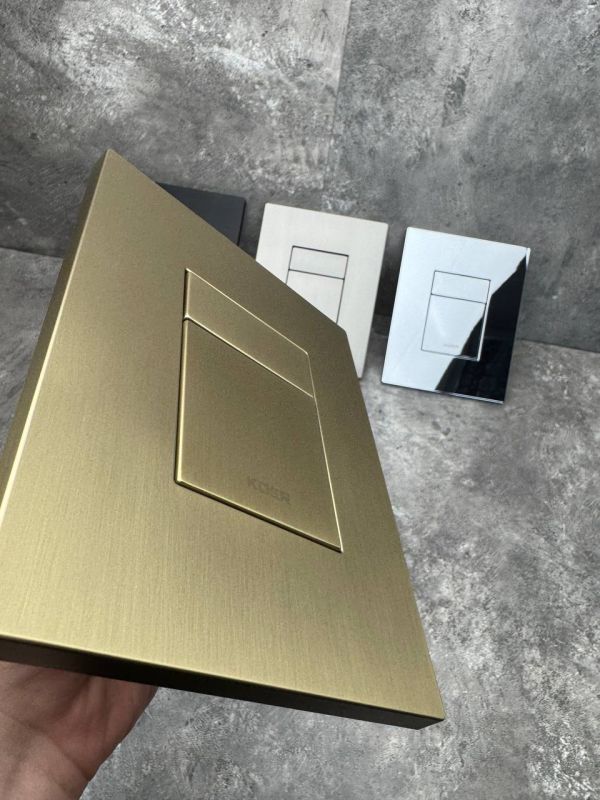 Панель змиву Koer KT-0607-12 157x198x10mm пластикова, кнопка квадратна (колір матове золото) (KR5715)