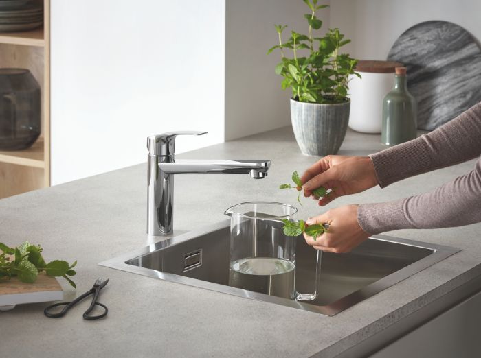 Змішувач для кухні Grohe Eurosmart New (30463000)