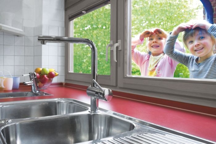 Змішувач для кухні з висувним виливом Grohe Minta (32168000)
